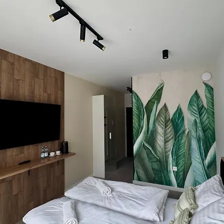 Mikroapartamenty Garden Olesnica (Lower Silesia)